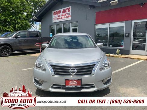 Used 2015 Nissan Altima 2.5 S w/ Power Driver Seat Package FWD image 2