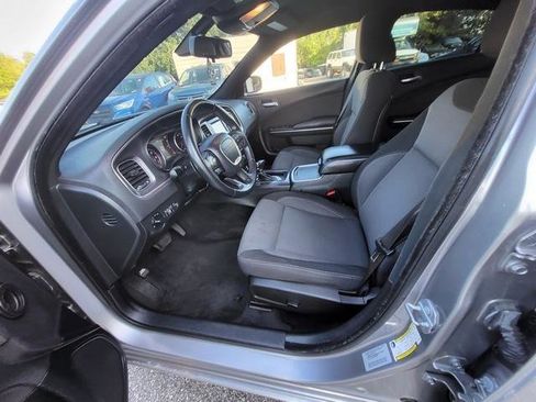 Used 2015 Dodge Charger SE w/ Popular Equipment Group image 26