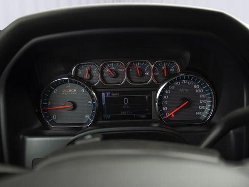 Used 2017 Chevrolet Silverado 1500 LT w/ All Star Edition image 4