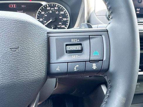 Used 2026 Nissan Rogue Dark Armor FWD image 22
