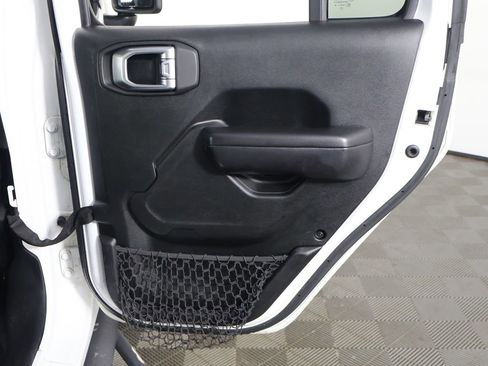Used 2020 Jeep Wrangler Unlimited Sport S AWD/4WD image 22