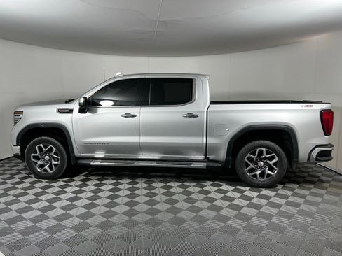 Used 2022 GMC Sierra 1500 SLT w/ SLT Premium Plus Package image 8