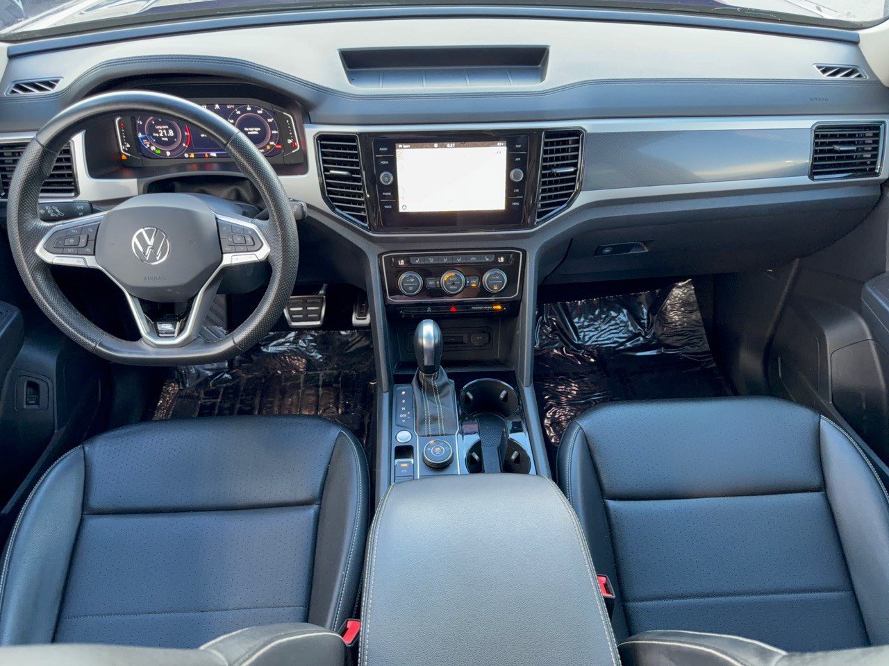 Used 2023 Volkswagen Atlas SEL R-Line AWD/4WD image 17