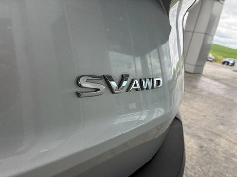 Used 2023 Nissan Rogue SV AWD/4WD image 13