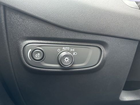 Certified 2024 Chevrolet Equinox LT image 19