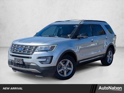 Used 2017 Ford Explorer XLT