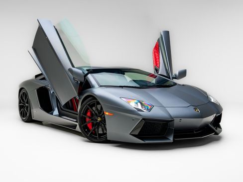 Used 2015 Lamborghini Aventador LP 700-4 AWD/4WD image 24