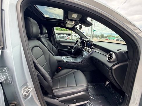 Used 2021 Mercedes-Benz GLC 300 4MATIC Coupe image 25