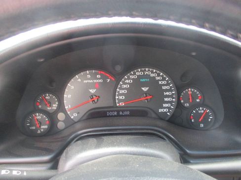 Used 1997 Chevrolet Corvette Coupe w/ Memory Pkg RWD image 25