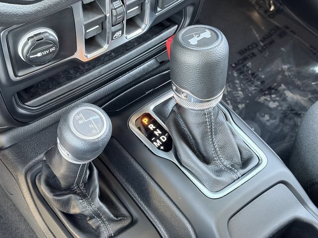 Used 2026 Jeep Wrangler Unlimited Sport AWD/4WD image 16