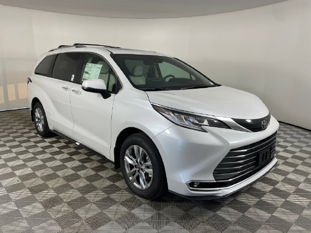 New 2026 Toyota Sienna Limited AWD/4WD image 20