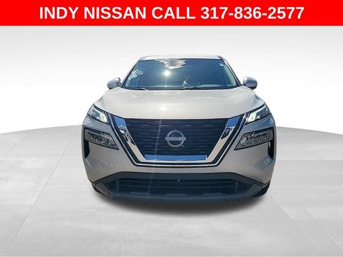 Used 2023 Nissan Rogue SV AWD/4WD image 3
