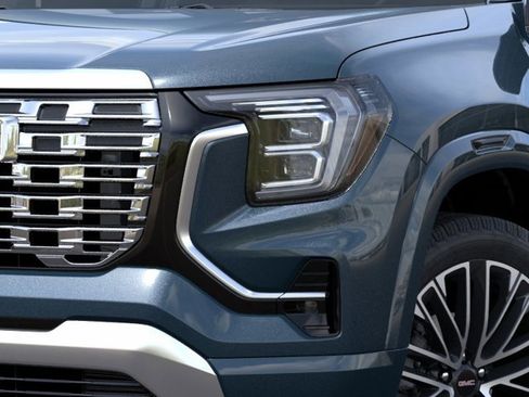 New 2026 GMC Terrain Denali w/ LPO, Floor Liner Package AWD/4WD image 10