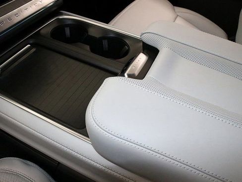 New 2025 Ford Expedition Max Platinum w/ Platinum Ultimate Package AWD/4WD image 24