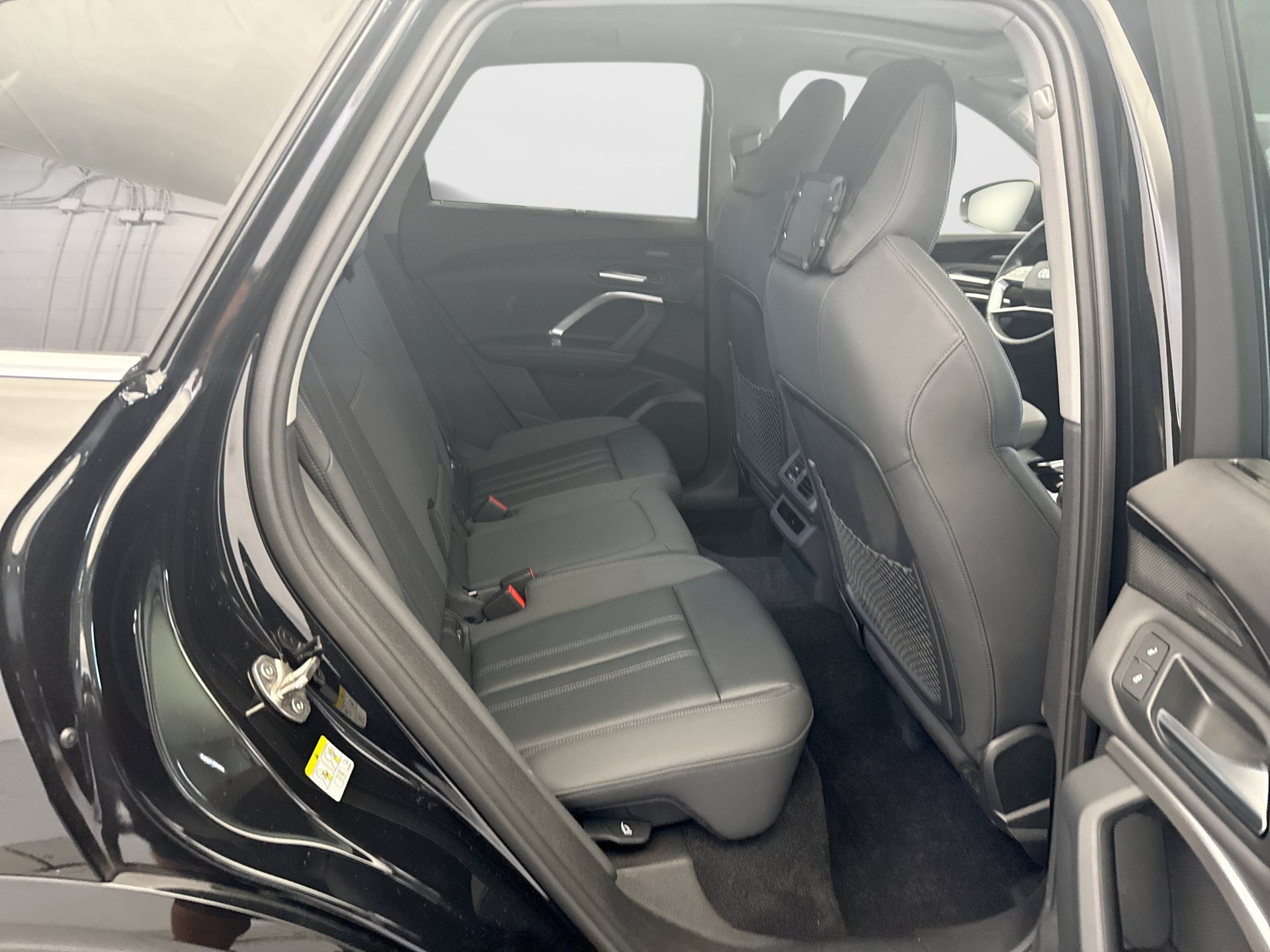 Used 2025 Audi Q5 Premium Plus w/ Premium Plus AWD/4WD image 19