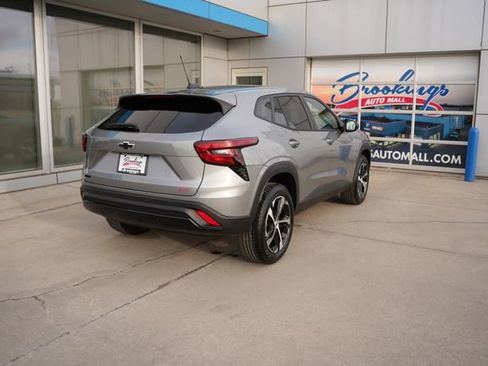 New 2026 Chevrolet Trax RS w/ Driver Confidence Package image 25