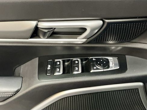 Used 2022 Kia Telluride S AWD/4WD image 18