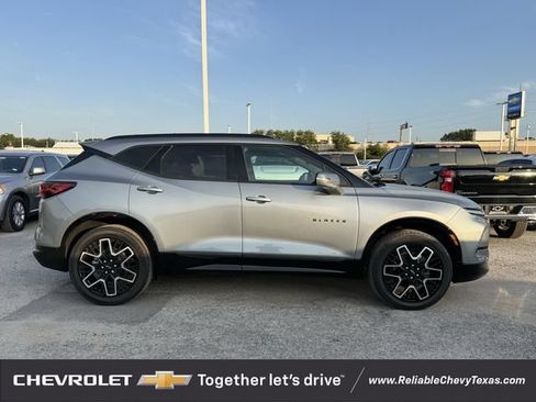 Used 2024 Chevrolet Blazer RS w/ LPO, Floor Liner Package AWD/4WD image 3