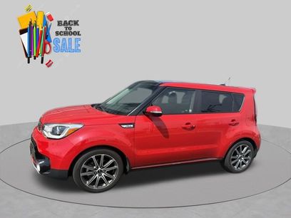 Used 2017 Kia Soul ! w/ Tech Package