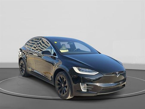 Used 2021 Tesla Model X Long Range AWD/4WD image 3