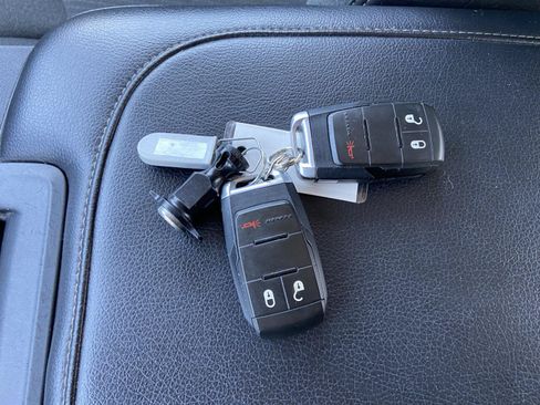 Used 2019 RAM 2500 Tradesman AWD/4WD image 39