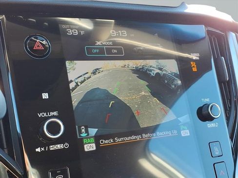 Used 2020 Subaru Outback Touring w/ Popular Package #2 image 7