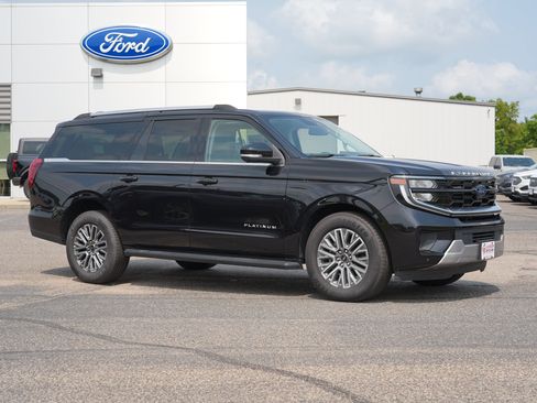 Used 2026 Ford Expedition Max Platinum AWD/4WD image 2
