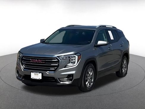 Used 2024 GMC Terrain SLT image 7