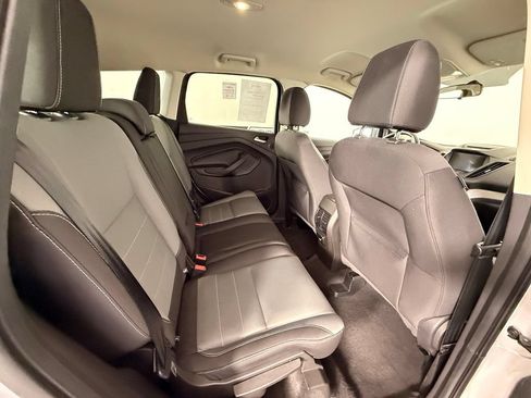 Used 2016 Ford Escape SE w/ Equipment Group 201A AWD/4WD image 20