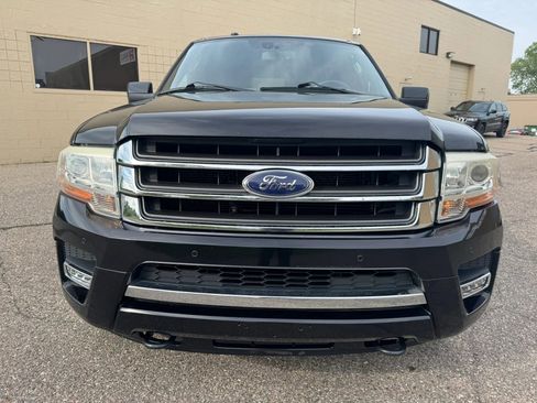 Used 2016 Ford Expedition Limited w/ Equipment Group 301A AWD/4WD image 2