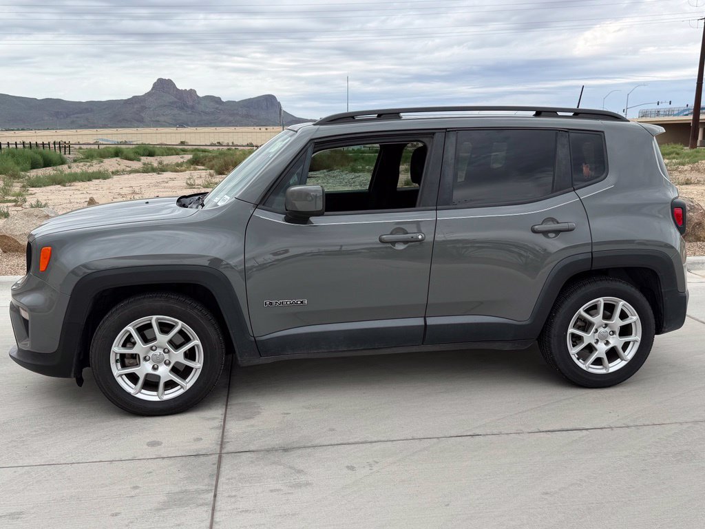 Used 2020 Jeep Renegade Latitude w/ Popular Equipment Group FWD image 13