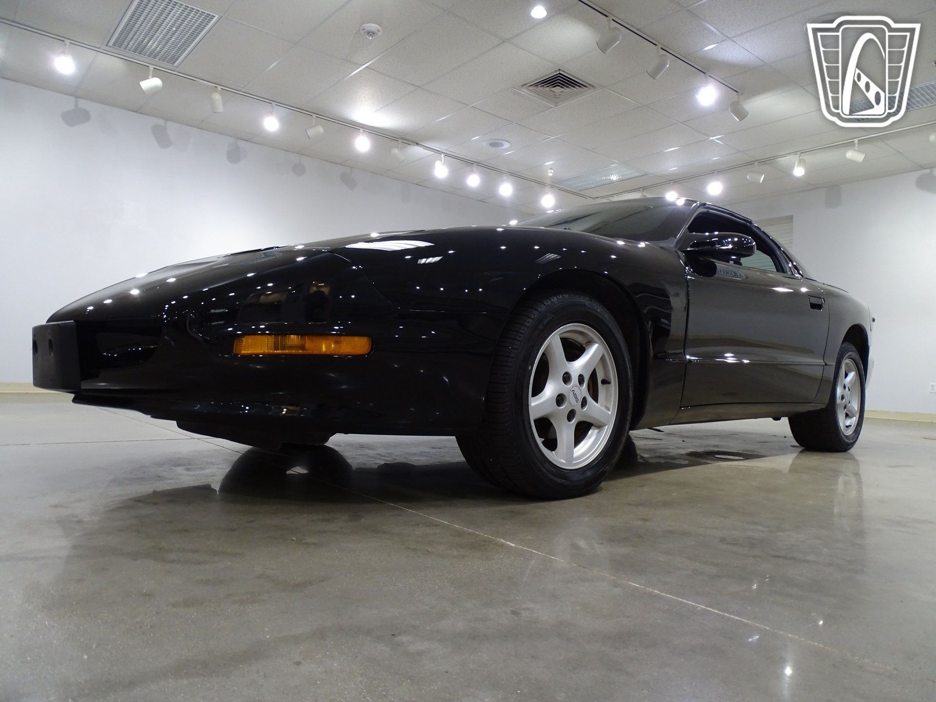 Used 1995 Pontiac Firebird Coupe RWD image 4