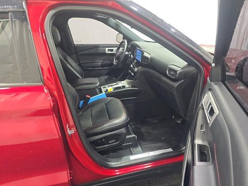 Used 2023 Ford Explorer ST-Line w/ Class IV Trailer Tow Package AWD/4WD image 12