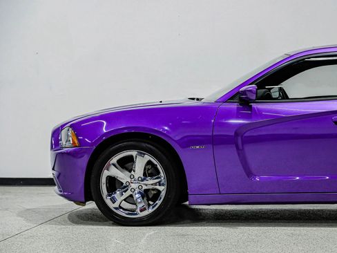 Used 2014 Dodge Charger R/T image 16