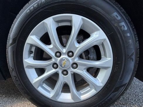 Used 2018 Chevrolet Equinox LT AWD/4WD image 17