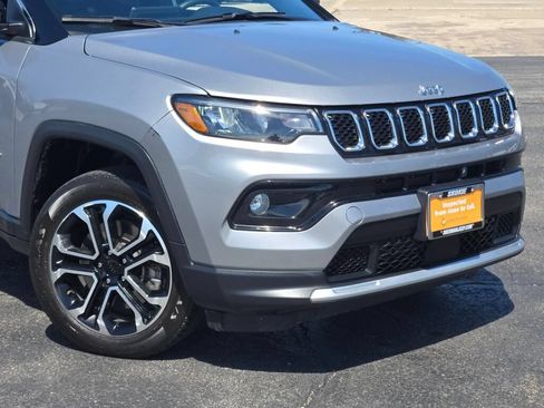 Certified 2023 Jeep Compass Limited AWD/4WD image 2
