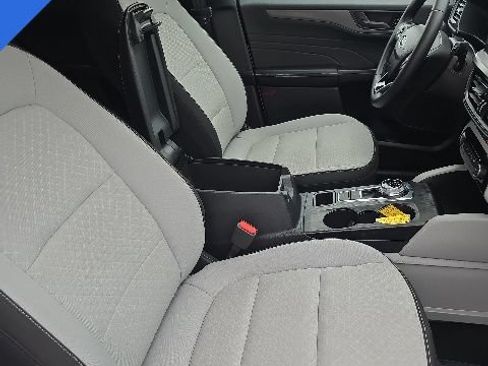 Used 2024 Ford Escape Active w/ Tech Pack #1 FWD image 17