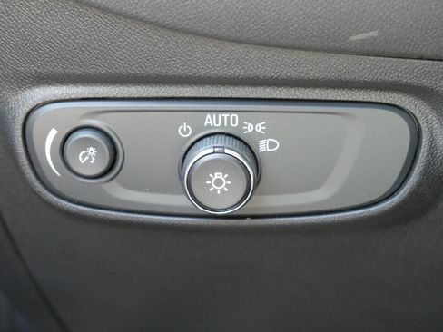 Certified 2024 Chevrolet Equinox LT AWD/4WD image 30