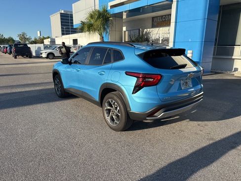 Used 2026 Chevrolet Trax LT image 10