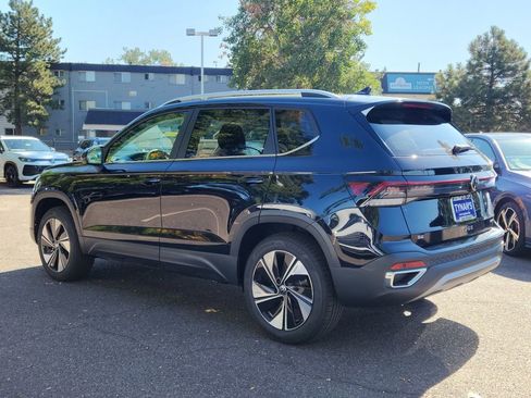 New 2025 Volkswagen Taos SE image 5