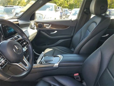 Used 2020 Mercedes-Benz GLC 300 image 12
