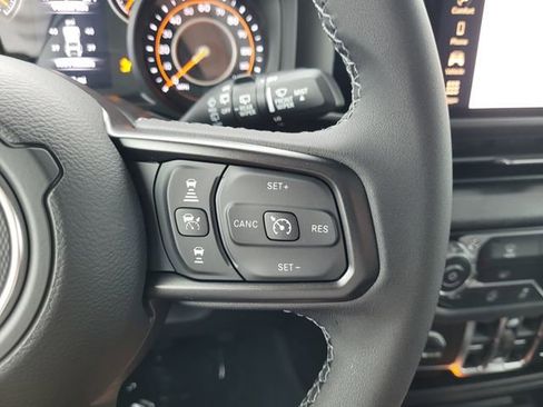 New 2026 Jeep Wrangler Unlimited Sport image 30