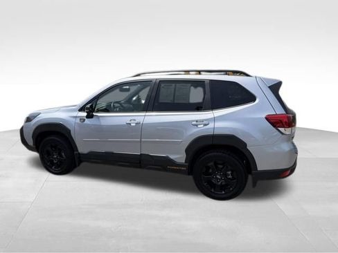 Certified 2025 Subaru Forester Wilderness AWD/4WD image 6