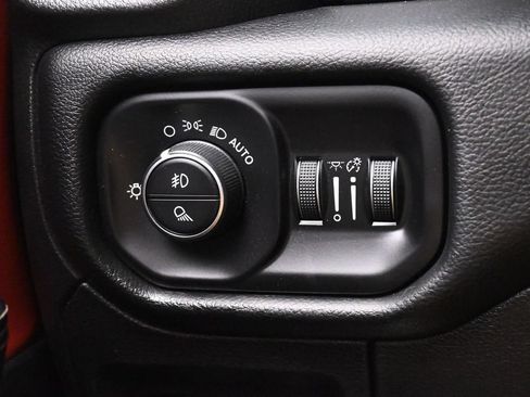 Used 2019 RAM 1500 Rebel w/ Rebel Level 2 Equipment Group AWD/4WD image 37