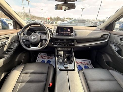 Certified 2023 Nissan Rogue SV w/ SV Premium B Package image 23