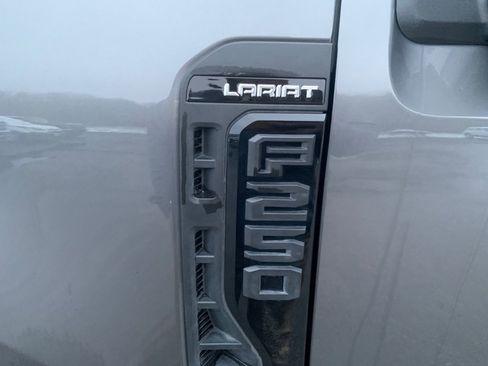 Certified 2024 Ford F250 Lariat w/ Black Appearance Package image 21