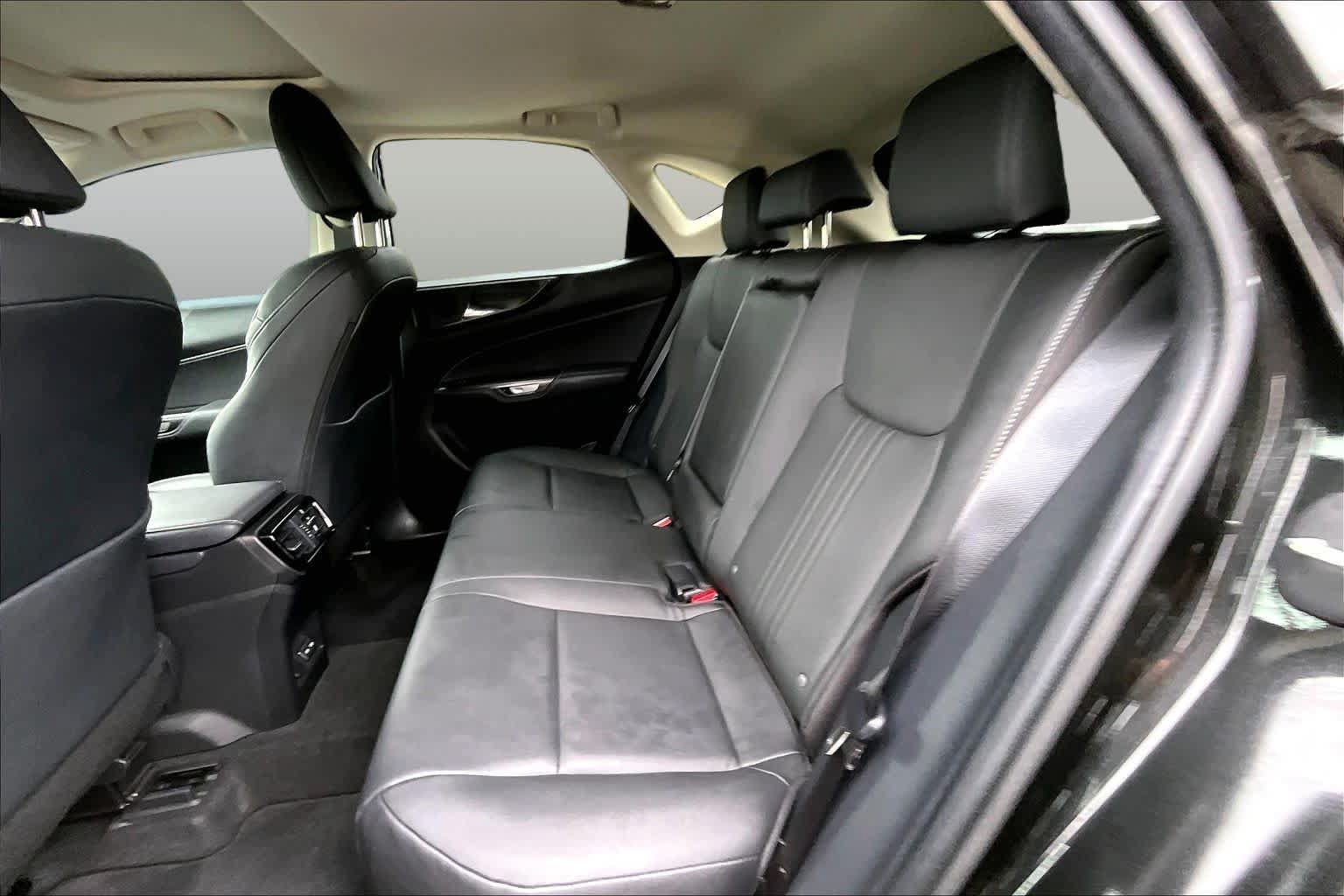 Used 2025 Lexus NX 250 FWD w/ Accessory Package (Z2) image 21