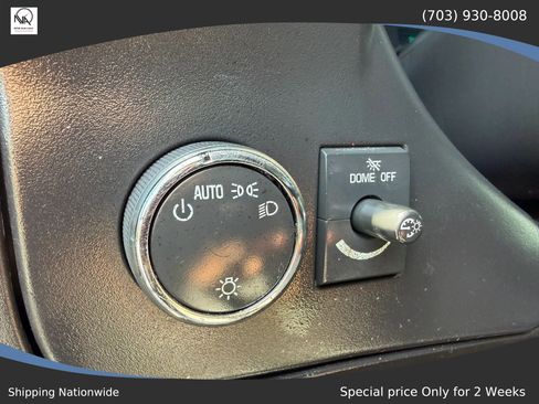 Used 2015 Chevrolet Express 2500 w/ Chrome Appearance Package RWD image 11