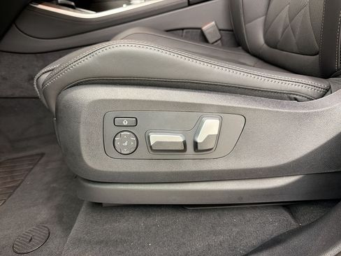New 2026 BMW X5 sDrive40i w/ M Sport Package RWD image 16