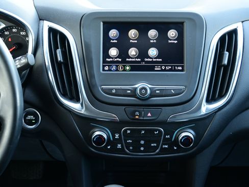 Used 2023 Chevrolet Equinox LT image 18